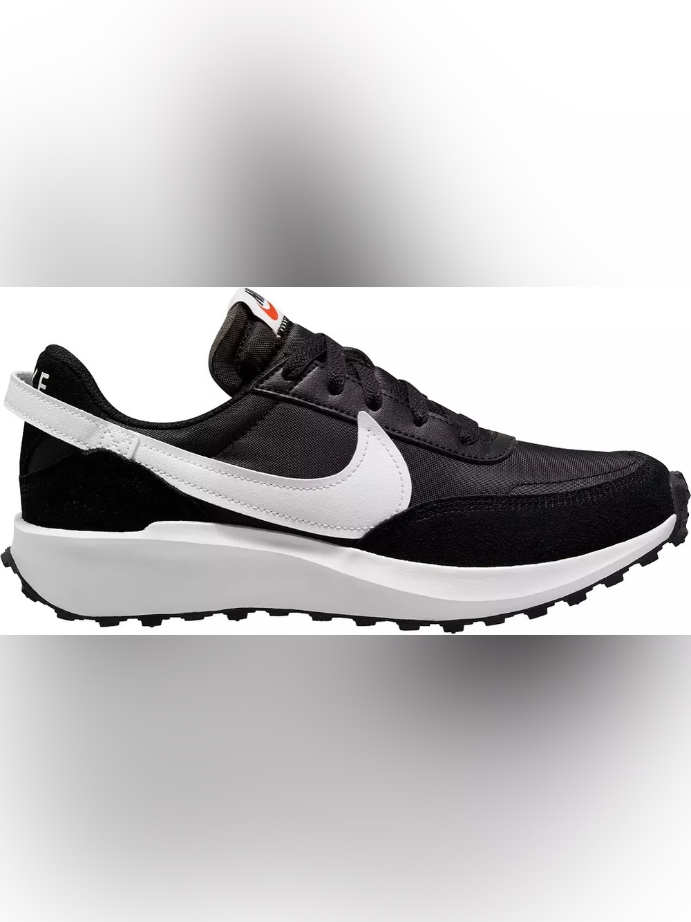 Nike Women's Black and White Low-Profile Runner